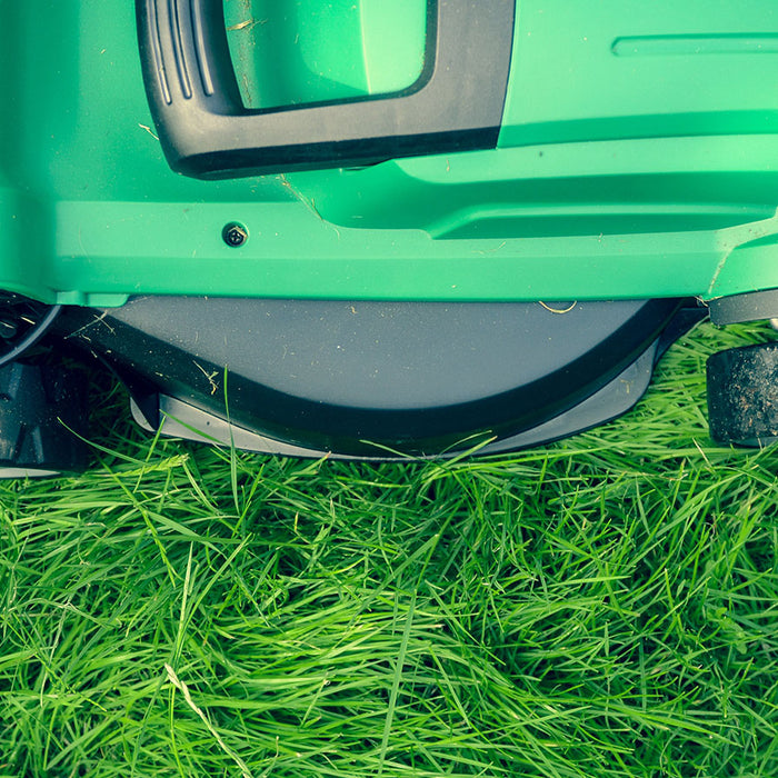 Top 5 Advantages of Battery Powered Lawn Mower and Garden Equipment